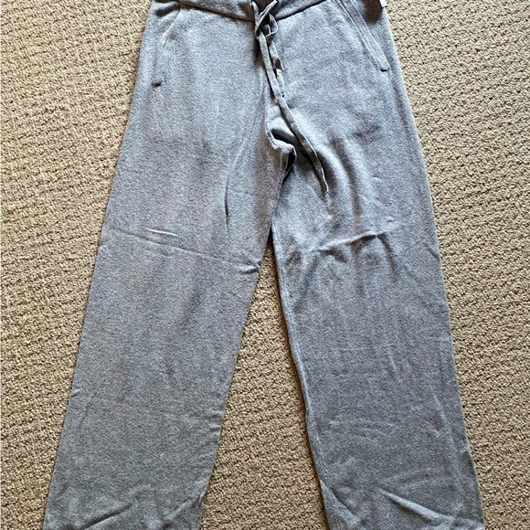 GAP Gray Track Pants - Picture 1 of 3